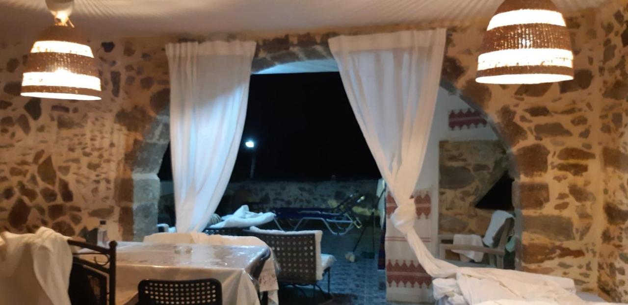 Petrino Paradosiako Kerames Dış mekan fotoğraf