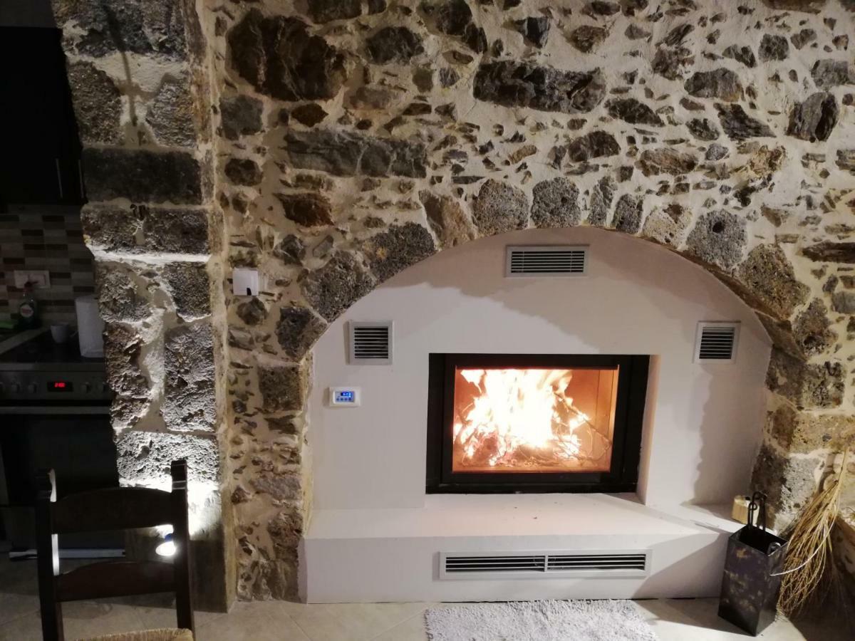 Petrino Paradosiako Kerames Dış mekan fotoğraf